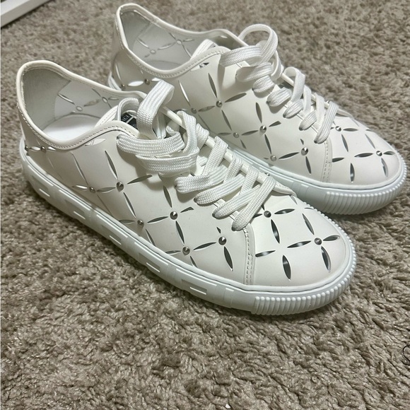 Versace
slashed leather sneakers( No Box )New - Picture 10 of 10